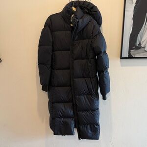 Aritzia Park City Puffer Coat with Hood